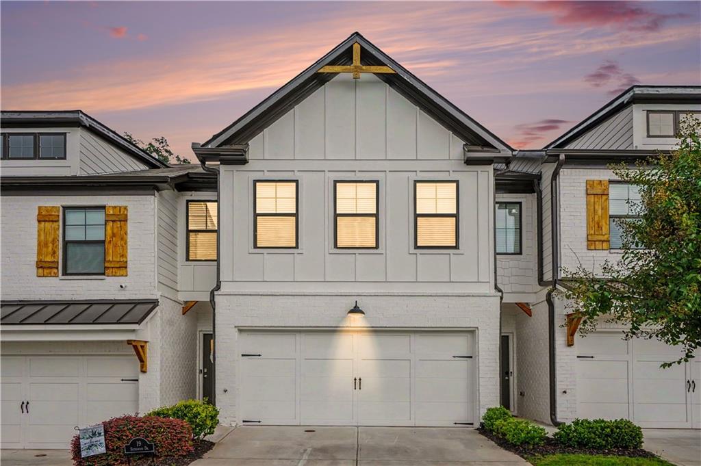 19 Steelwood Drive Unit Middle — photo