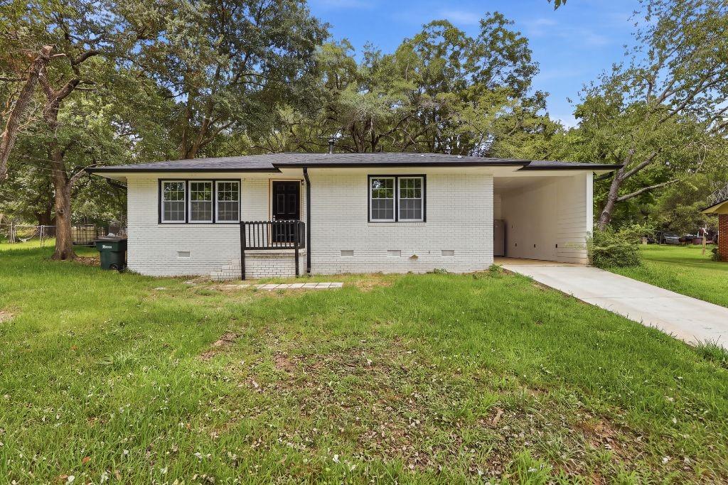 8184 Laurel Drive SW — photo