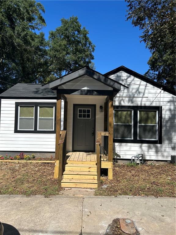 839 Neal Street NW — photo