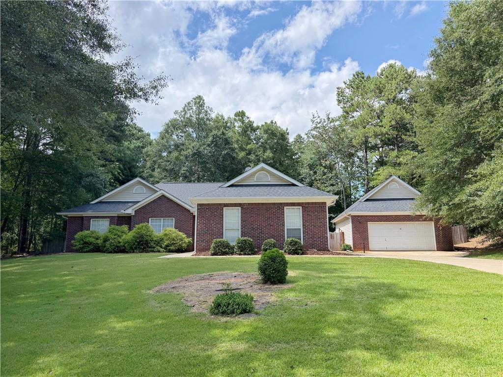 1105 River Green Court — photo