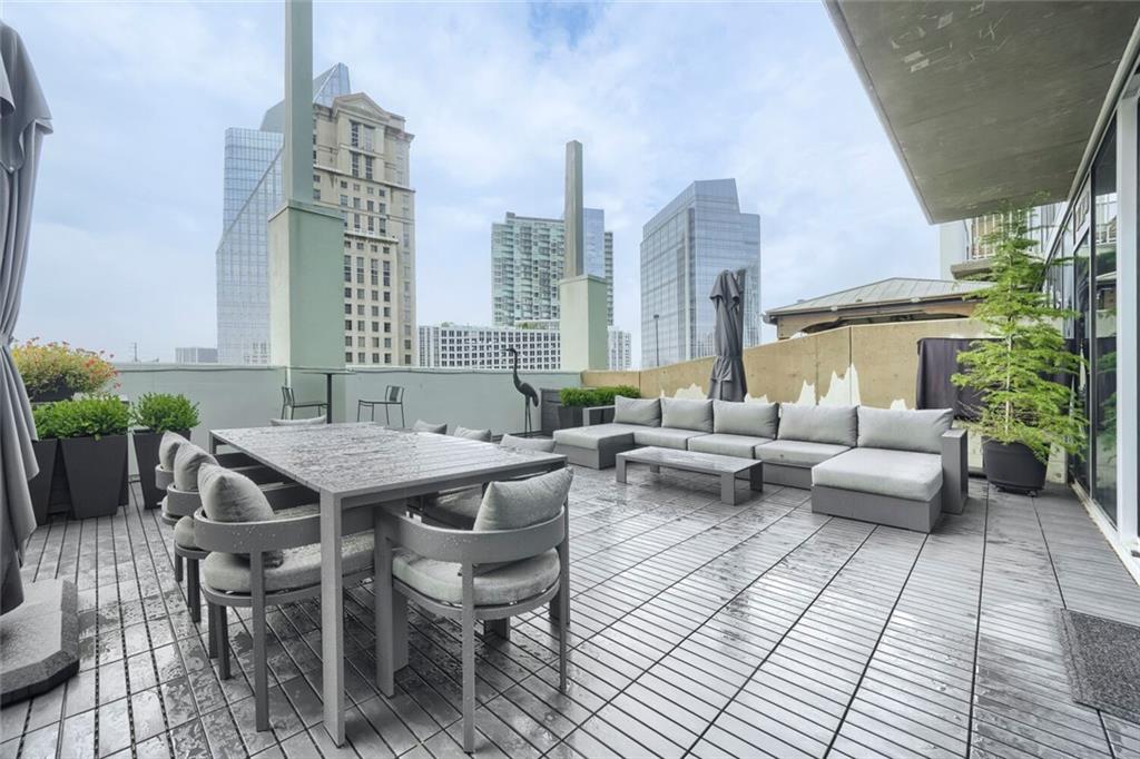 3324 Peachtree Road NE Unit 810 — photo