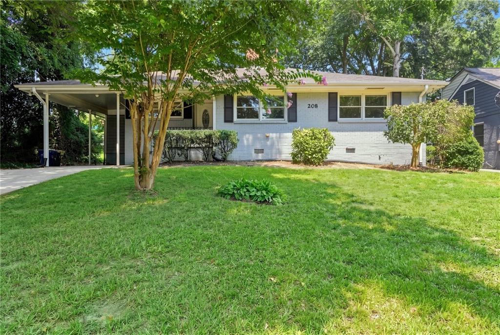 208 Midvale Drive NE — photo