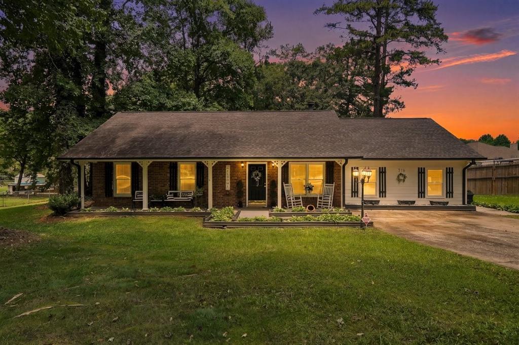 716 County Line Auburn Road — photo