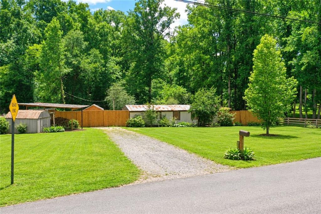 236 Pinewood Trail — photo