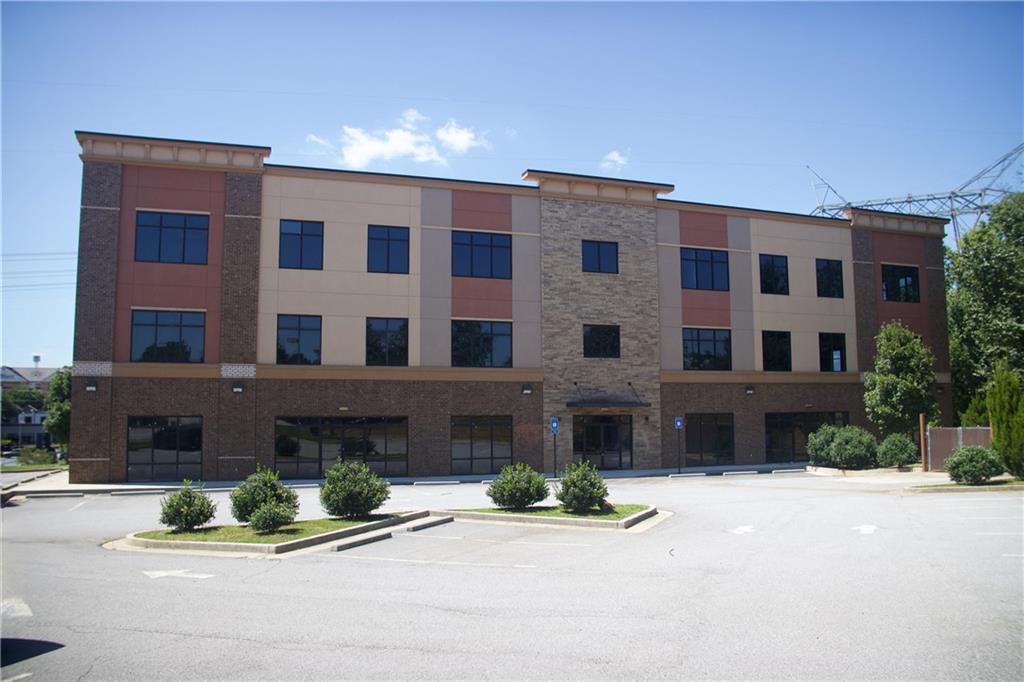 3375 Venture Parkway — photo
