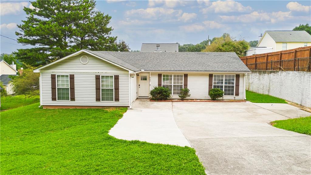 660 Morrow Road — photo