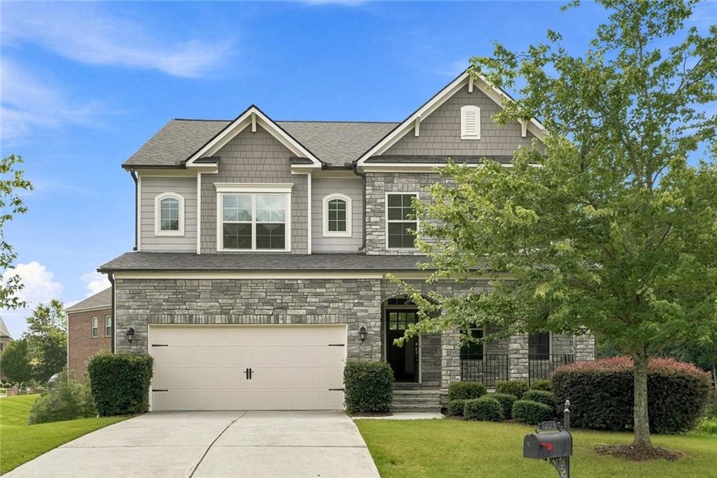 225 Stonebrier Lane — photo