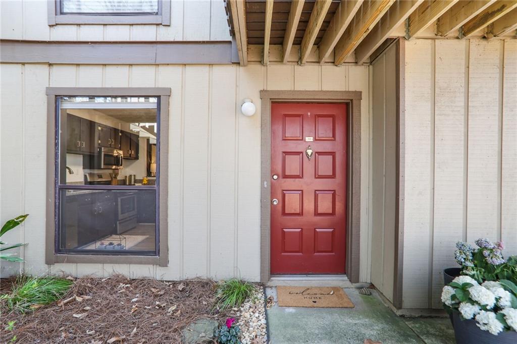 210 Woodcliff Drive — photo