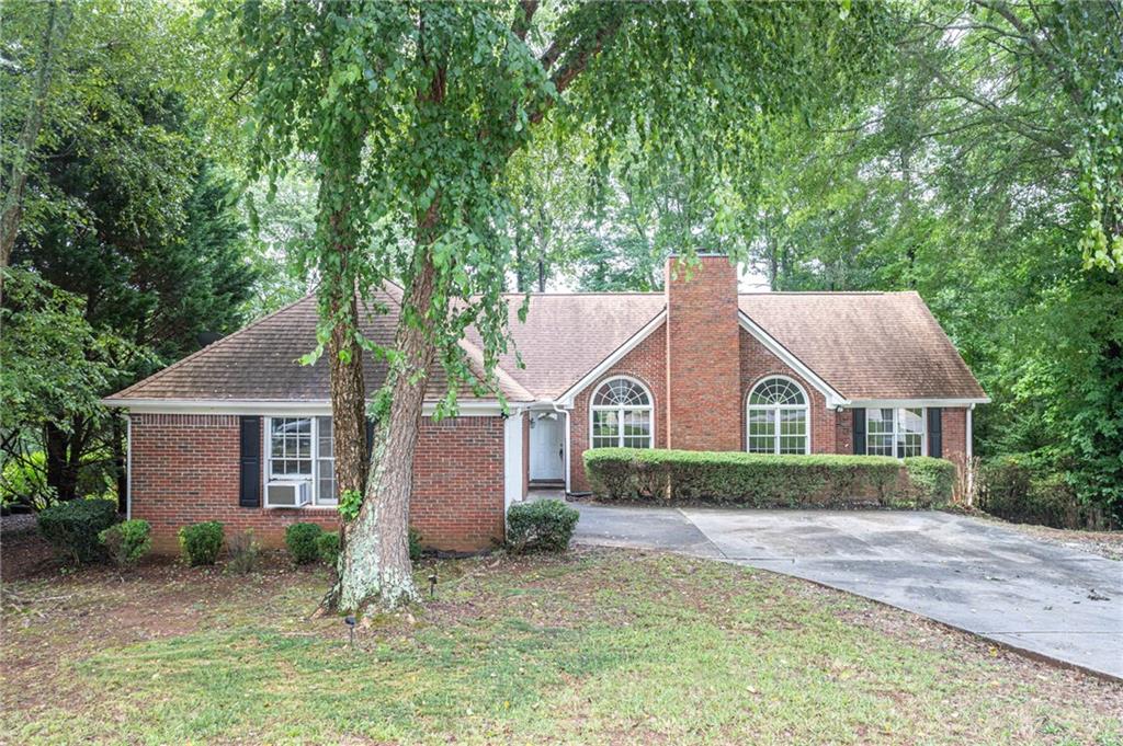 1404 Glenfield Drive — photo