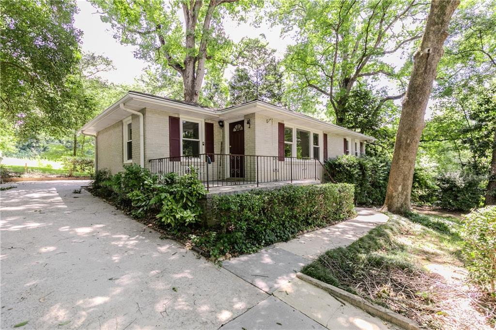 798 Larry Lane, Decatur, GA 30033 — photo 2
