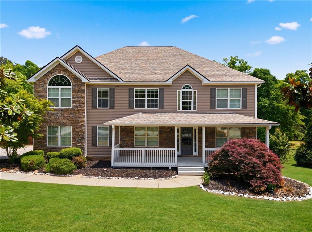65 Ashford Drive — photo