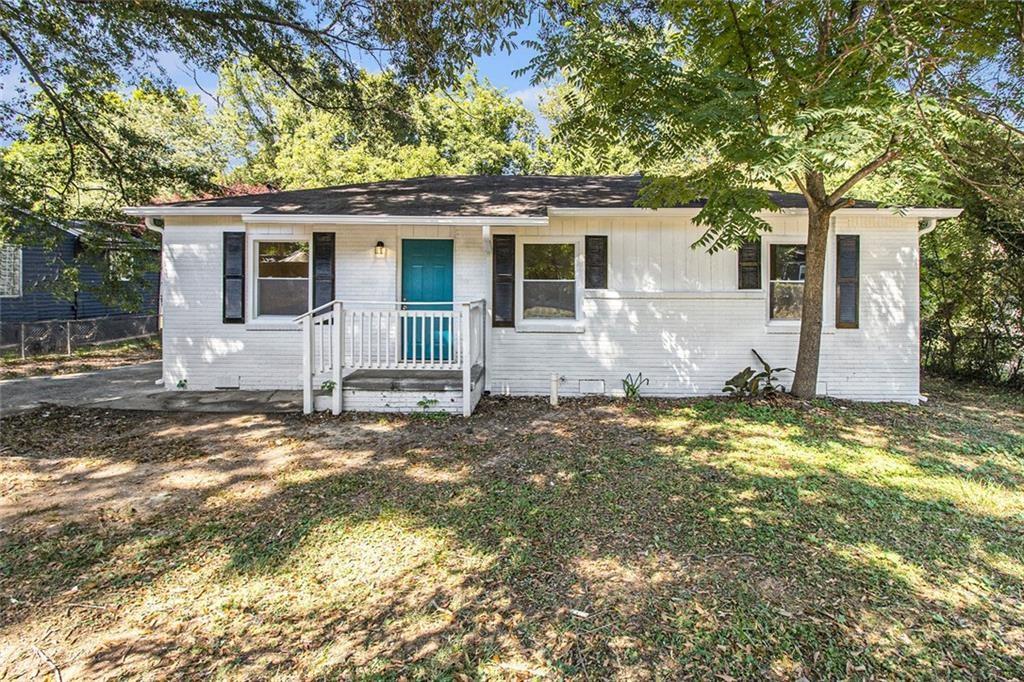 1317 Redford Drive SE — photo