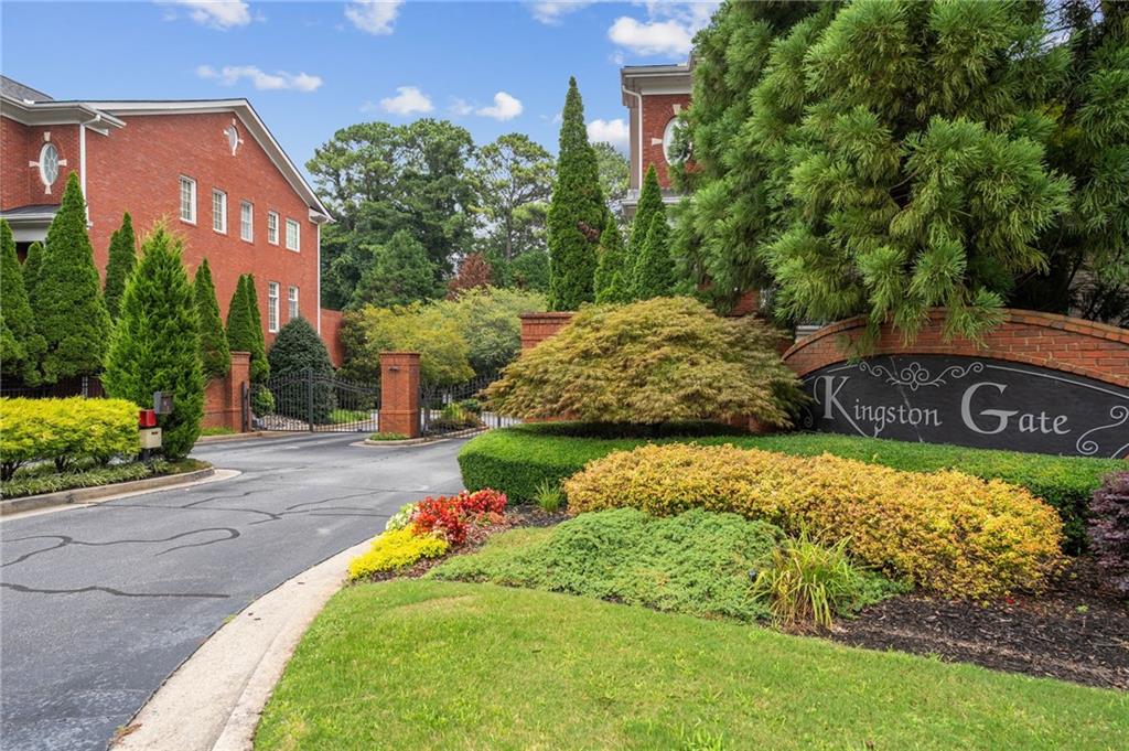 4288 Kingston Gate Cove Unit 5 — photo