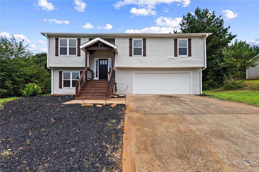305 Hunters Trace — photo