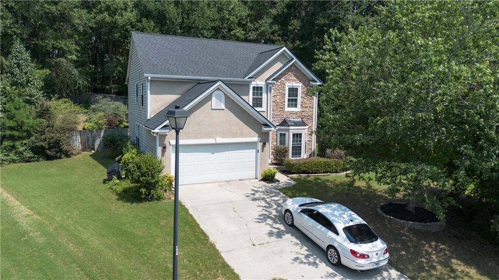 2400 Kirkstone Court — photo