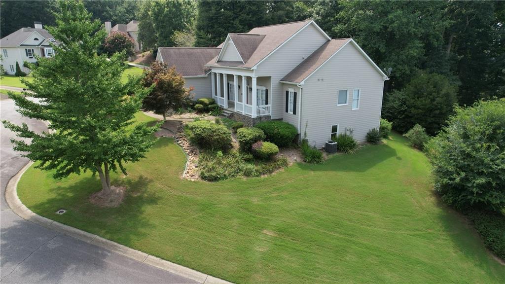 9235 Waterside Drive — photo