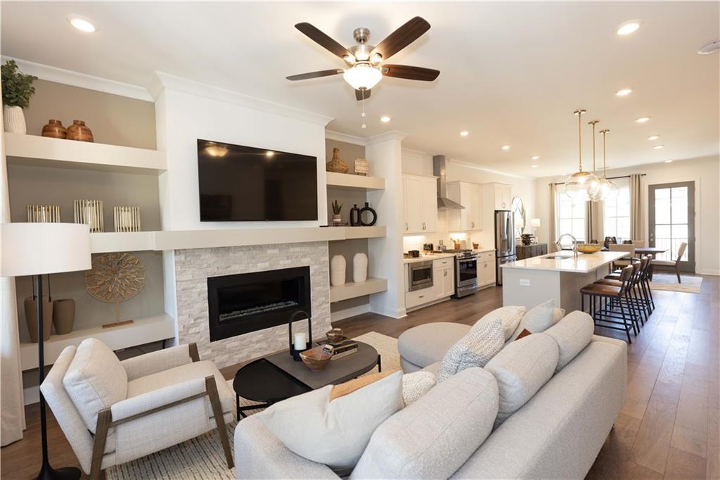 5067 Shirley Oaks Drive Unit 307 — photo