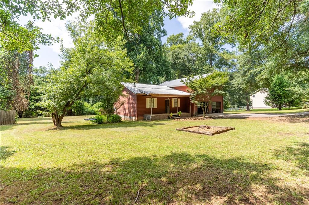 111 Willow, Commerce, GA 30529 — photo 2