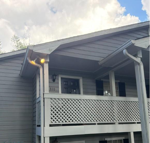 1310 Natchez Trace — photo