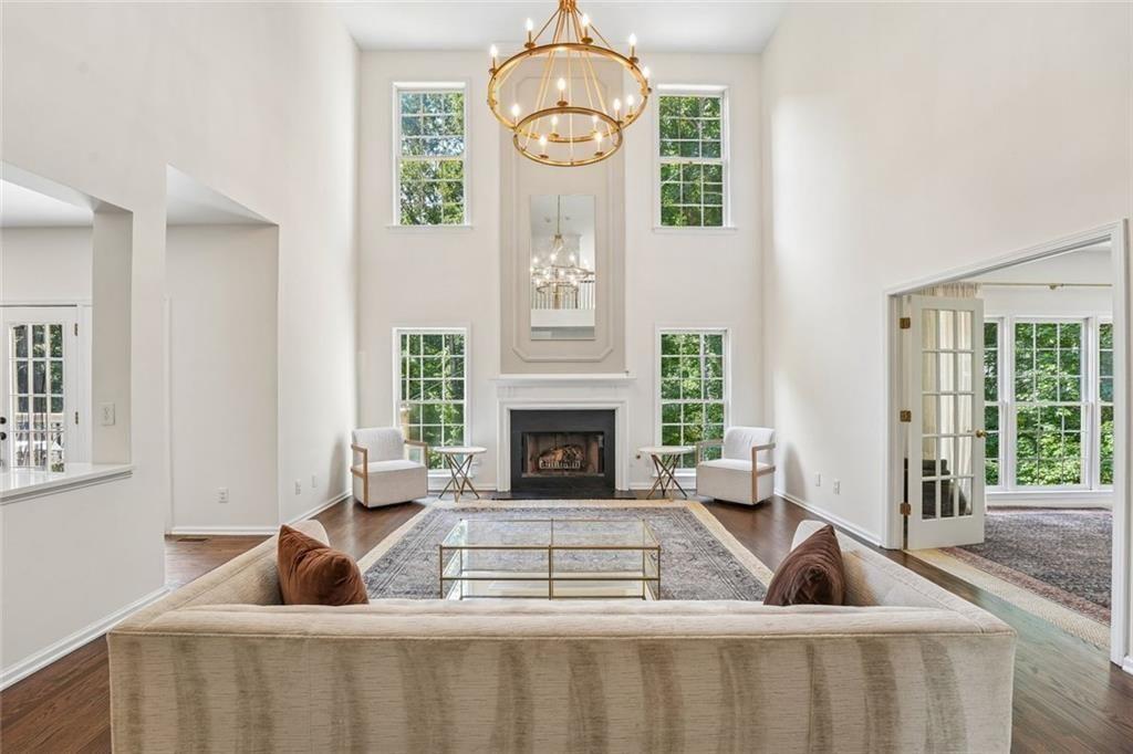 1305 Rosewood Drive — photo