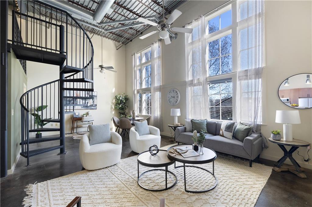 572 Edgewood Avenue NE Unit 301 — photo