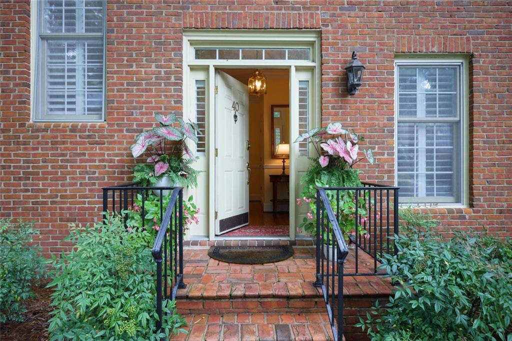 Home in Atlanta, GA 30342 — photo 2