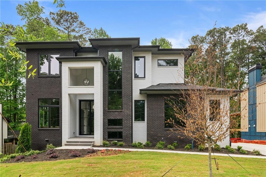 447 Michael Drive — photo