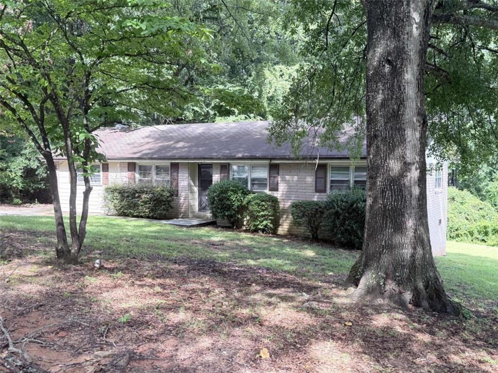 2195 Rockdale Drive — photo