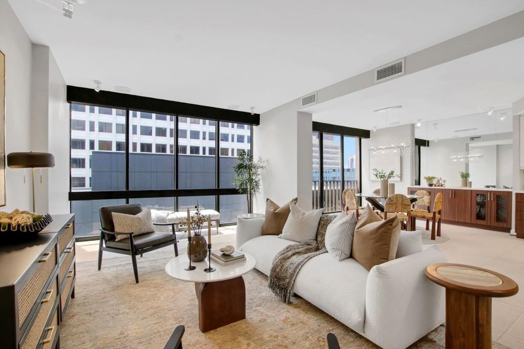 145 15th Street NE Unit 1026 — photo