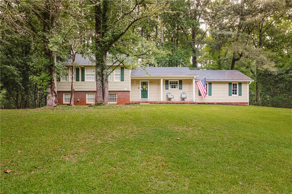 2762 Shetland Lane NW — photo