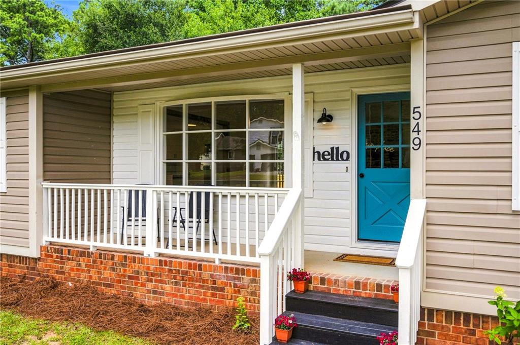 549 Rivercrest Drive — photo