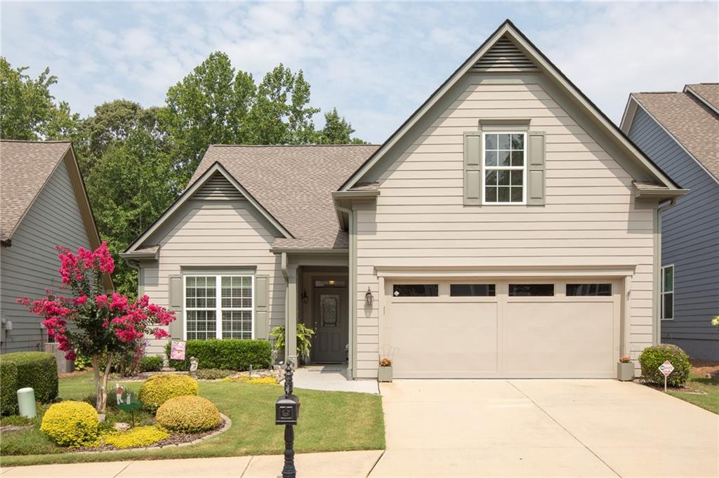 3688 Majestic Oak Drive SW — photo