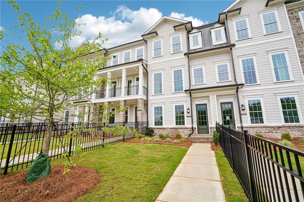 1505 Southbend Cove Unit 437 — photo