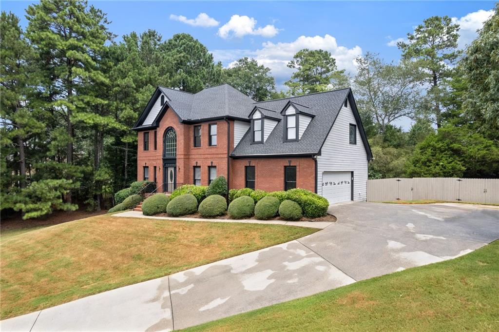 2310 Pine Haven Court — photo
