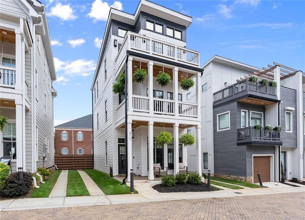 317 Clarendon Court — photo