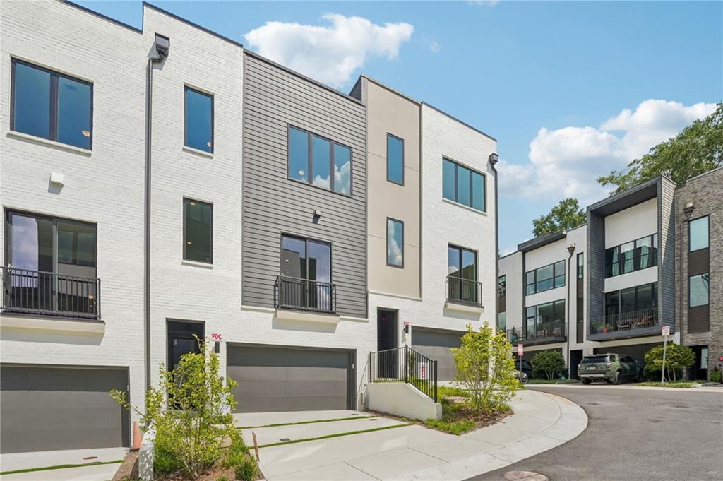 430 Cedar Dust Drive, Decatur, GA 30030 — photo 2