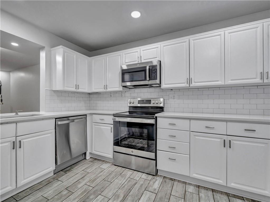 3018 Steeplechase — photo