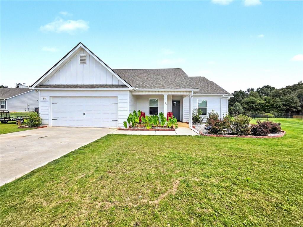 108 Creek Haven Drive — photo