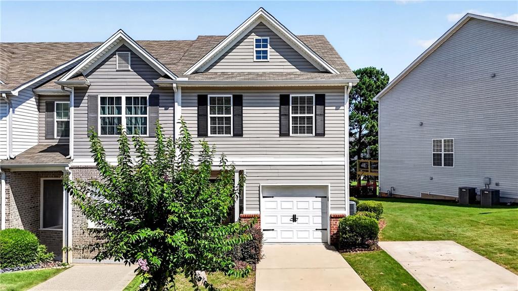 4688 Beacon Ridge Lane — photo