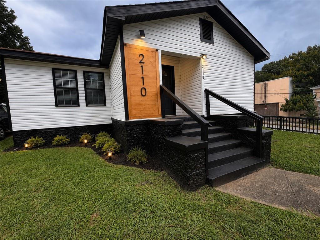 2110 Newnan Street Unit a — photo