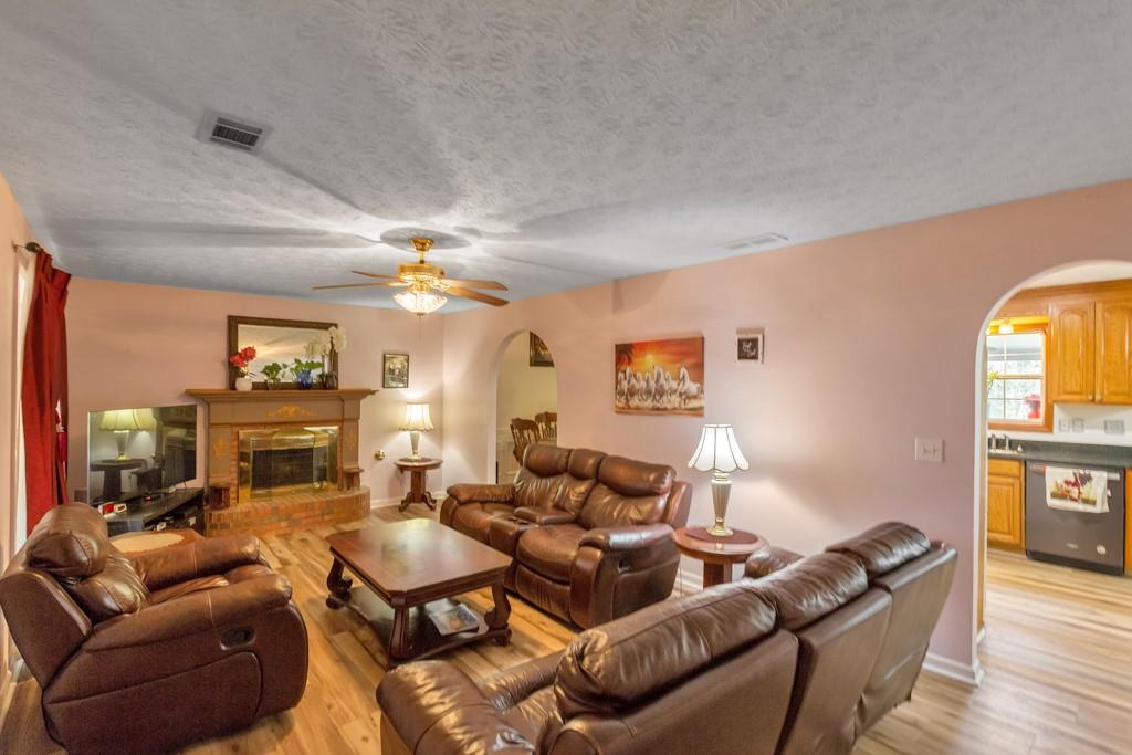 1675 Round Road, Grayson, GA 30017 — photo 3
