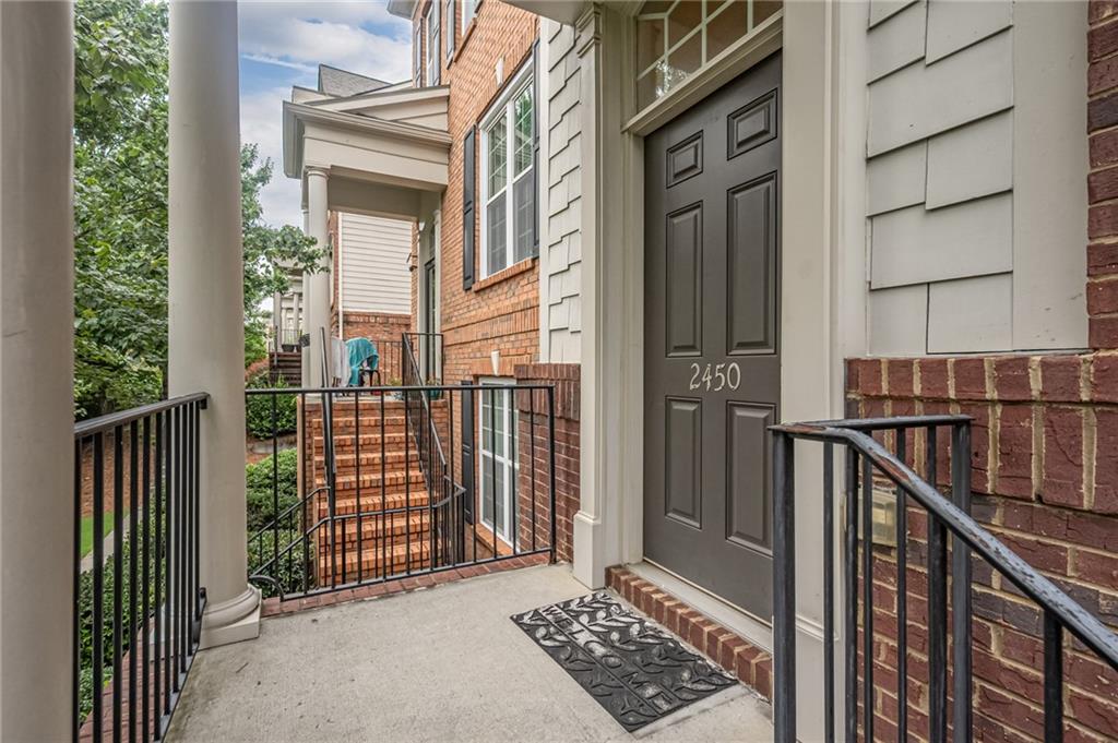2450 Natoma Court SE Unit 11 — photo