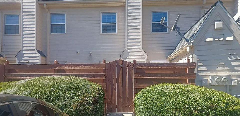 595 Wedgewood Drive — photo