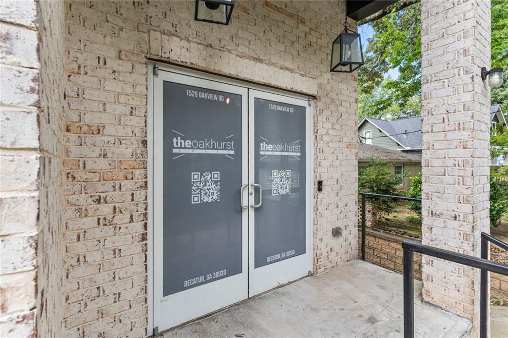 1529 Oakview Road, Decatur, GA 30030 — photo 2