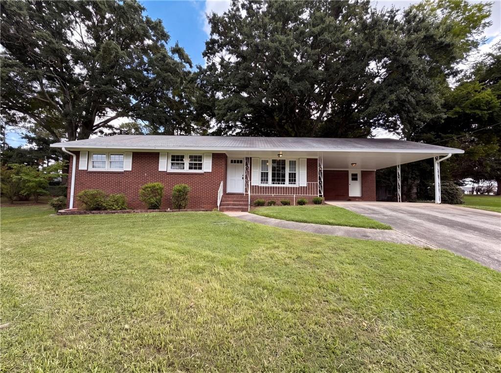 1276 Robin Road NE — photo
