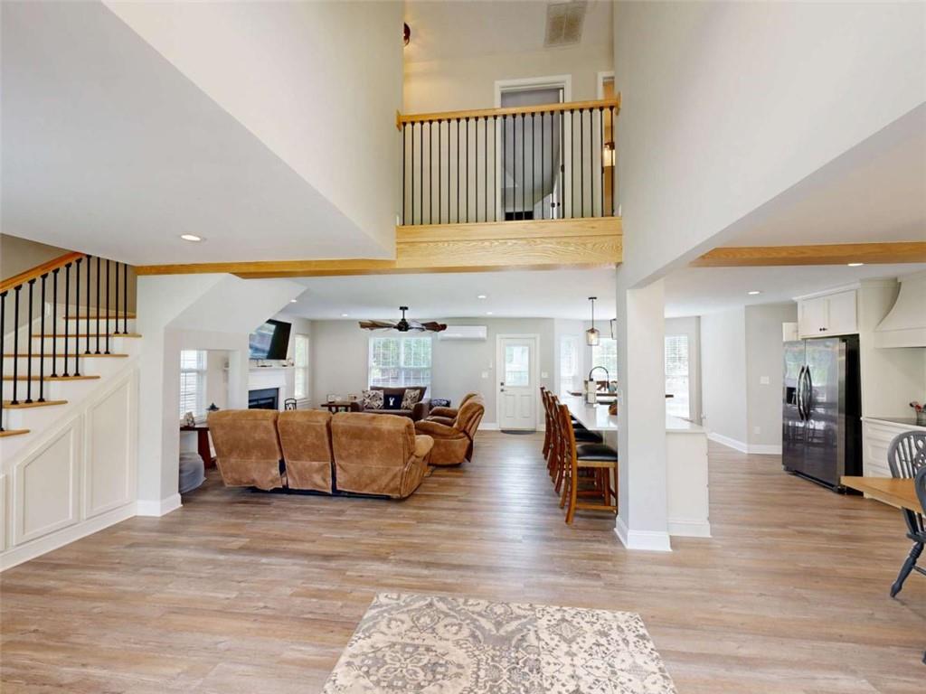 209 Bonnie Sue Drive — photo