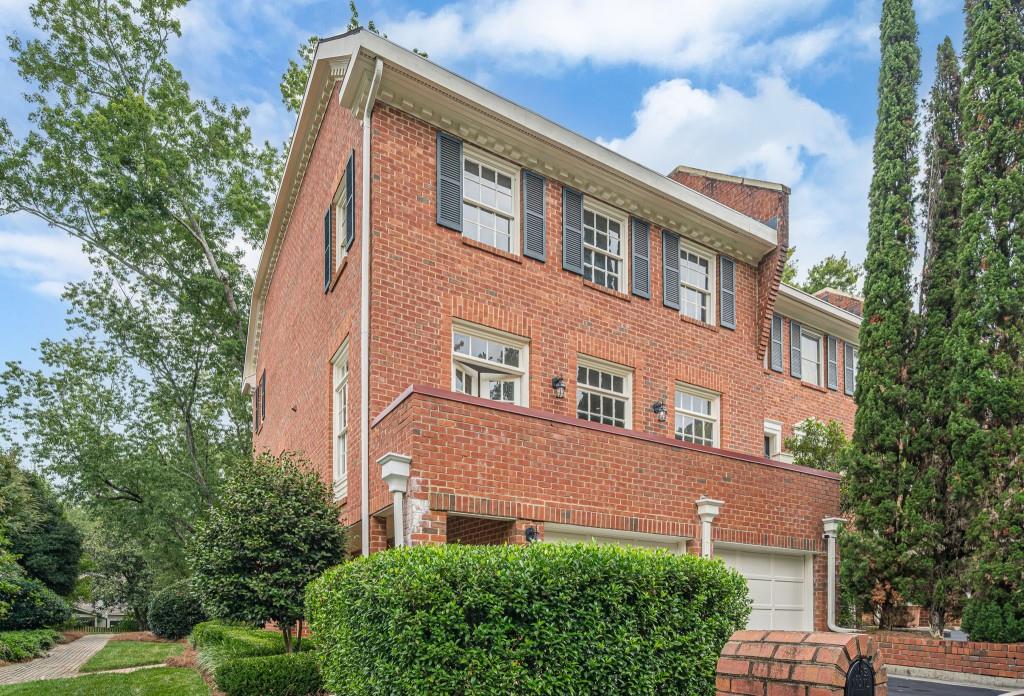 420 Jefferson Circle — photo
