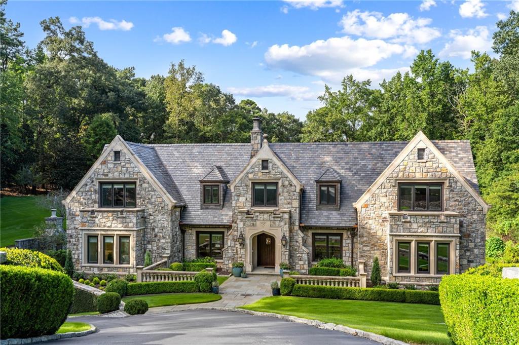 1919 River Forest Road NW — photo
