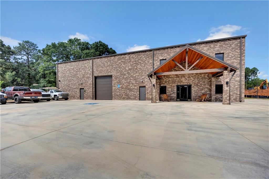 8391 Hazelbrand Road Unit B — photo