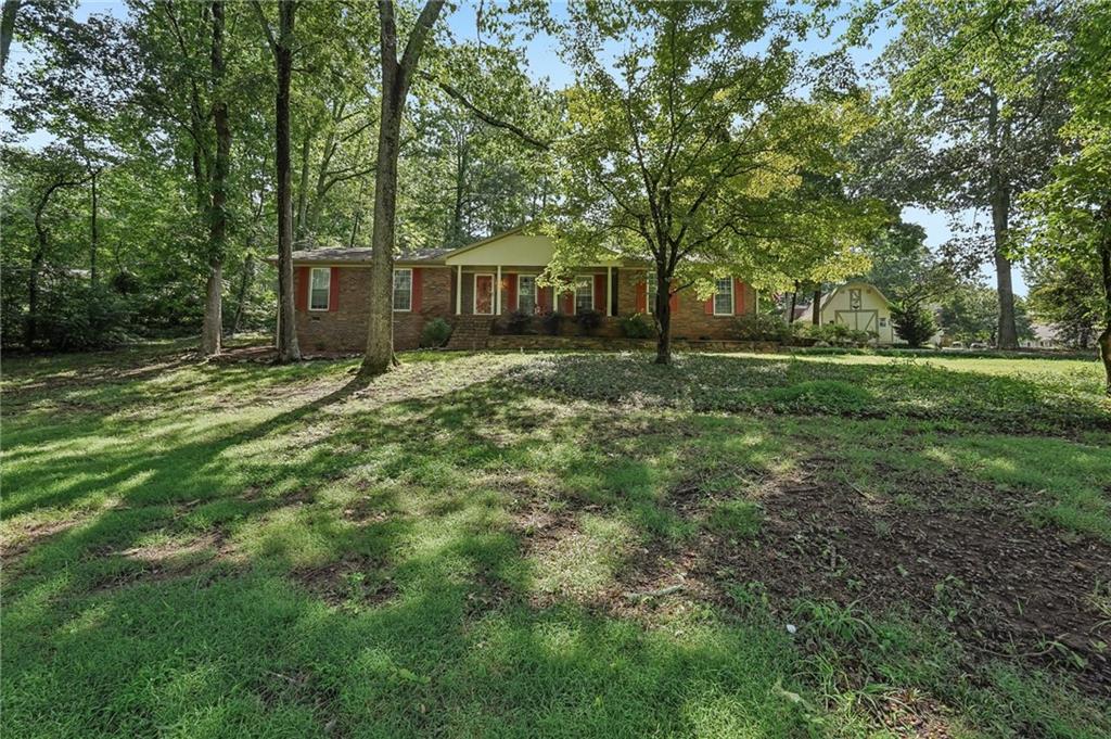 1025 Greenwood Acres Drive — photo